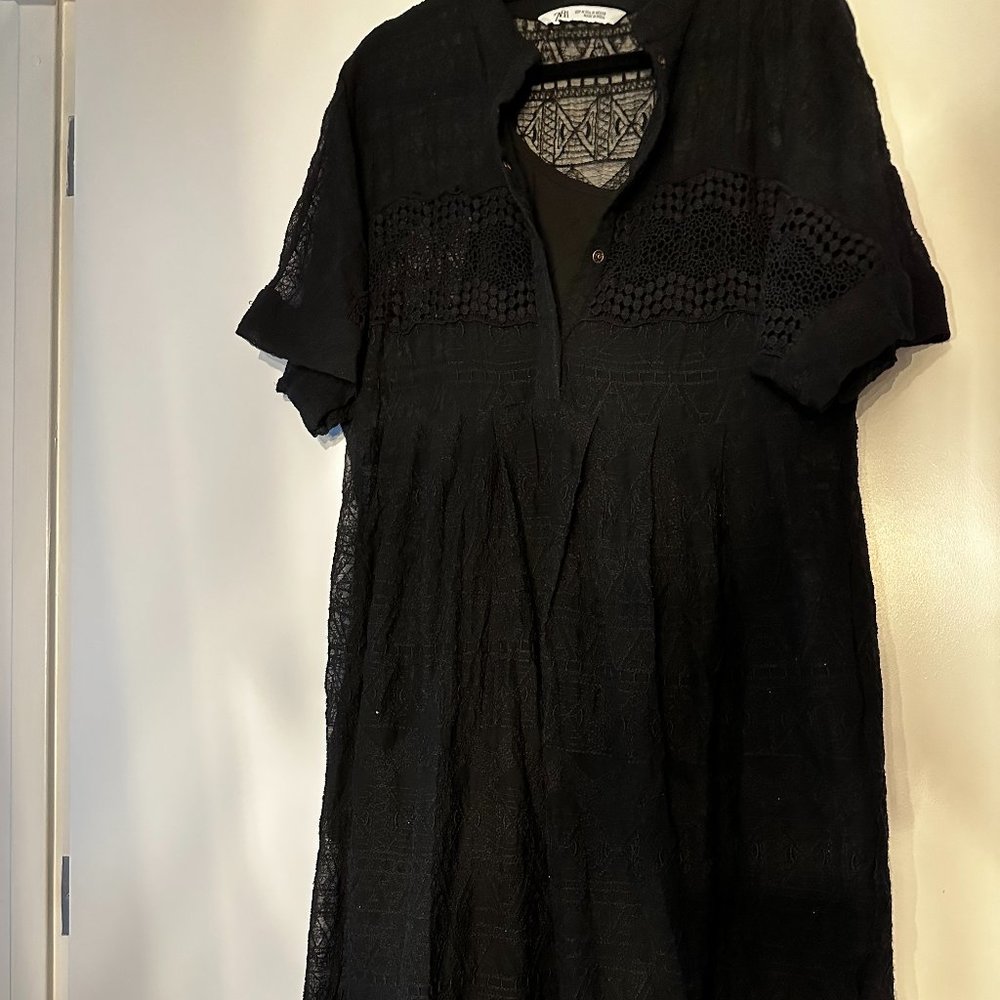 Zara black textured dress sz. M